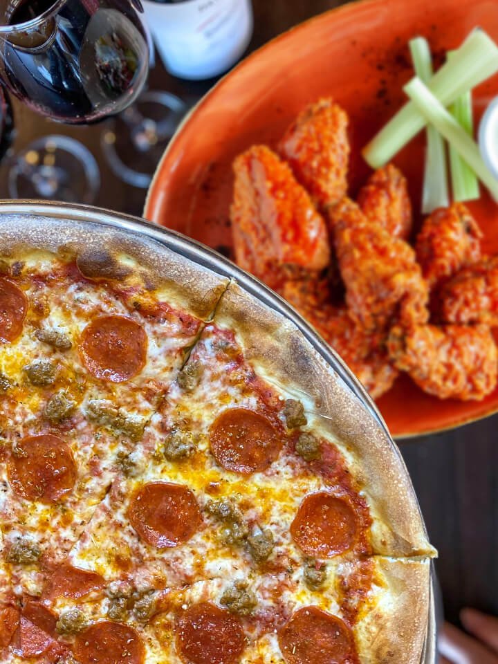 Pizza & Wings Combo